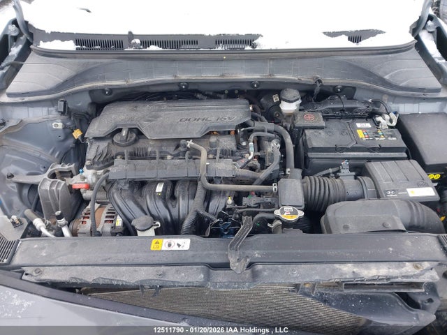 KM8K12AB5NU758980 Hyundai Kona