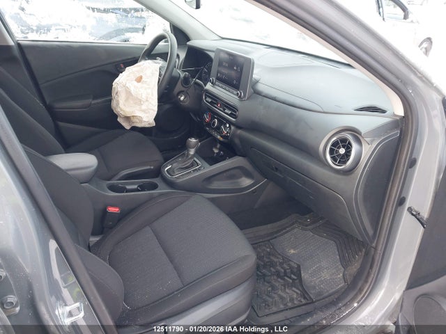 KM8K12AB5NU758980 Hyundai Kona