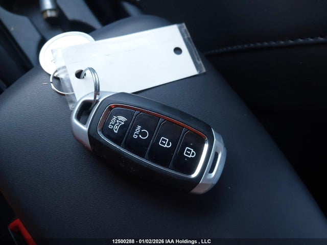 Hyundai Venue Ultimate With Black Interior 2022 KMHRC8A35NU186376 Image 11