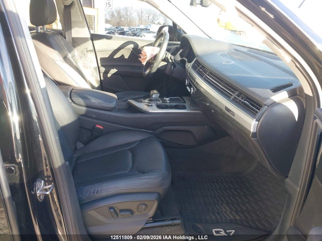WA1LAAF73HD020682 Audi Q7 Premium Plus