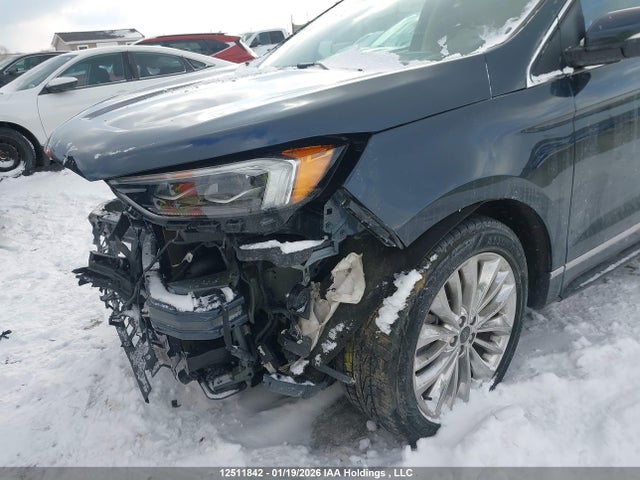 2FMPK4K9XNBA75835 Ford Edge Titanium