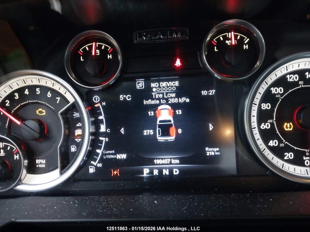 1C6RR7GT0HS501810 RAM 1500 Slt
