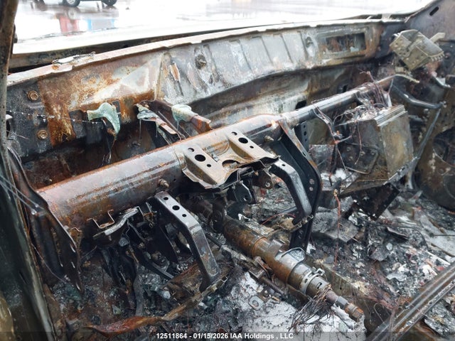 5TFAY5F19HX586615 Toyota Tundra Crewmax 1794/platinum