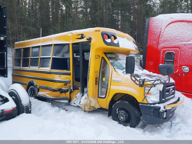 Ford E-450 Cutaway 2022 1FDFE4FN1NDC02265 Image 13