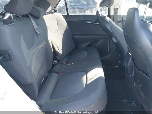 KNDCP3LE4S5274003 KIA Niro