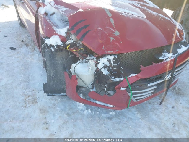KMHD84LF4JU521214 Hyundai Elantra Gl Se