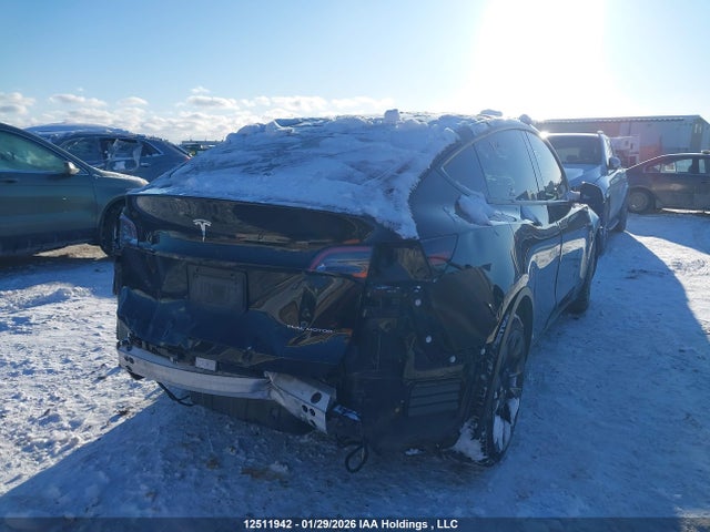 5YJYGDEE0MF260027 Tesla Model Y Long Range