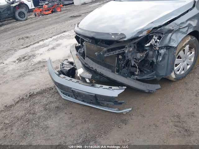 3VW2K7AJXFM299745 Volkswagen JETTA S