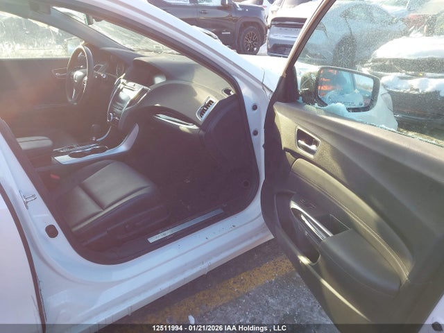 19UUB1F31JA800886 Acura TLX