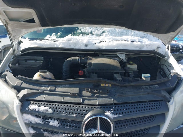 Mercedes-Benz Sprinter 2500 2016 WD3BE8DD0GP256432 Image 10