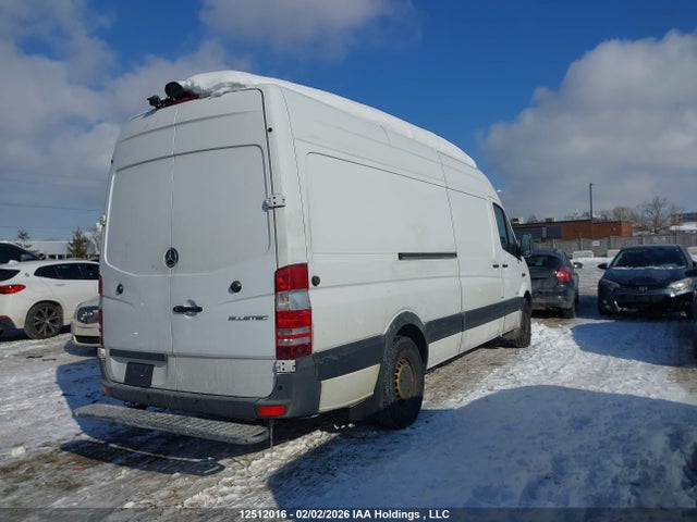 Mercedes-Benz Sprinter 2500 2016 WD3BE8DD0GP256432 Image 13