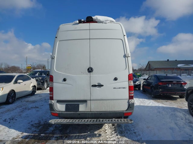 Mercedes-Benz Sprinter 2500 2016 WD3BE8DD0GP256432 Image 16