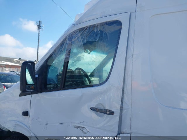 Mercedes-Benz Sprinter 2500 2016 WD3BE8DD0GP256432 Image 17