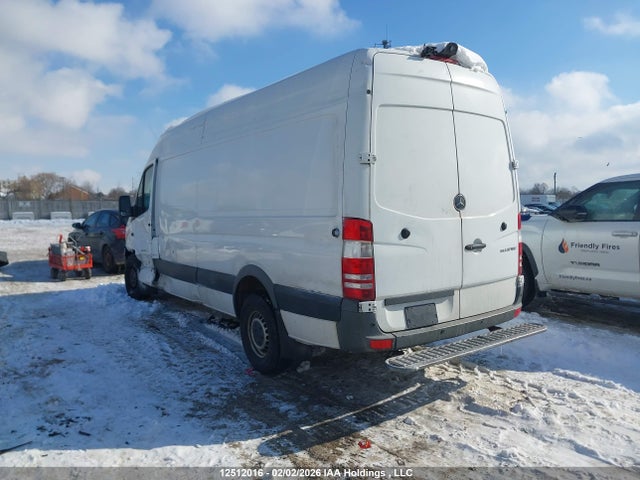 Mercedes-Benz Sprinter 2500 2016 WD3BE8DD0GP256432 Image 3