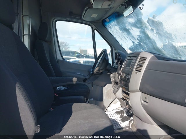 Mercedes-Benz Sprinter 2500 2016 WD3BE8DD0GP256432 Image 5