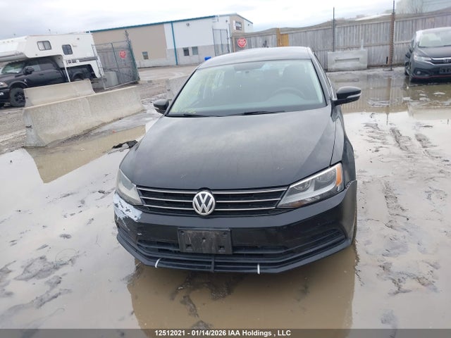 3VW2K7AJ0FM327018 Volkswagen Jetta 2.0l Trendline/2.0l Trendline+