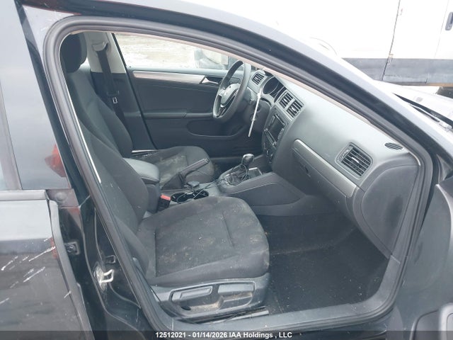 3VW2K7AJ0FM327018 Volkswagen Jetta 2.0l Trendline/2.0l Trendline+