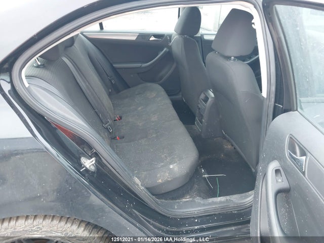 3VW2K7AJ0FM327018 Volkswagen Jetta 2.0l Trendline/2.0l Trendline+