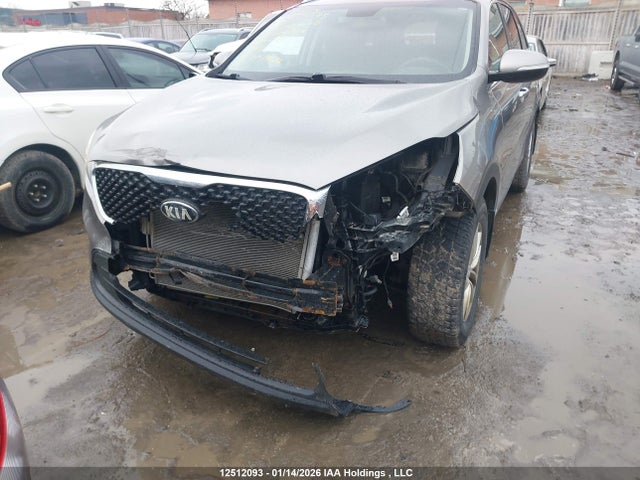 5XYPGDA34HG224209 KIA Sorento 2.4l Lx