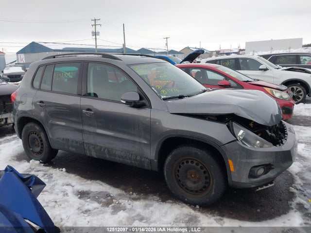 WVGHV7AX0FW533590 Volkswagen Tiguan S/se/sel/r-line