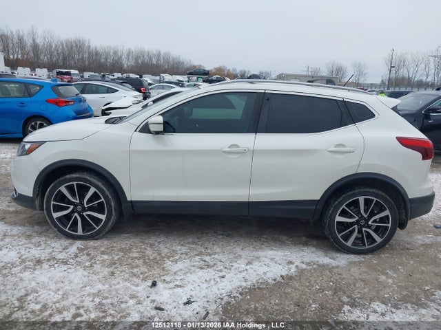 JN1BJ1CR9JW282548 Nissan Qashqai S/sl/sv