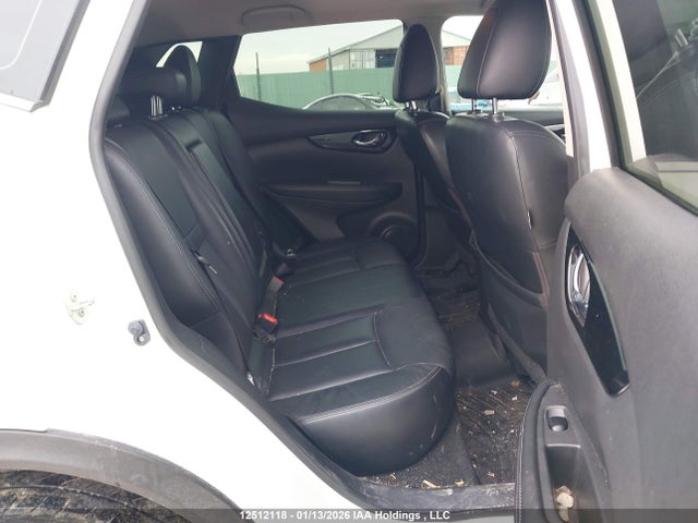 JN1BJ1CR9JW282548 Nissan Qashqai S/sl/sv