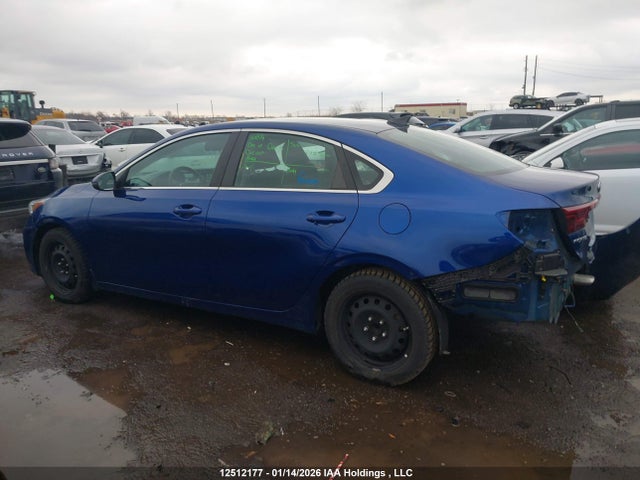 3KPF54AD2ME347833 KIA Forte Ex/ex Premium/ex+