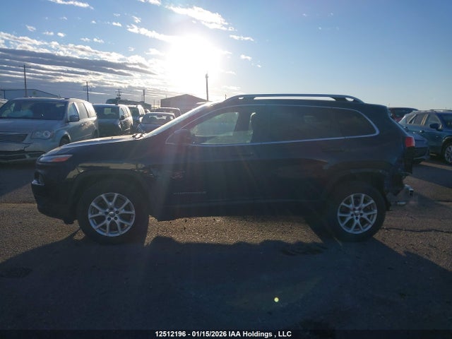1C4PJMCSXEW126127 Jeep Cherokee Latitude