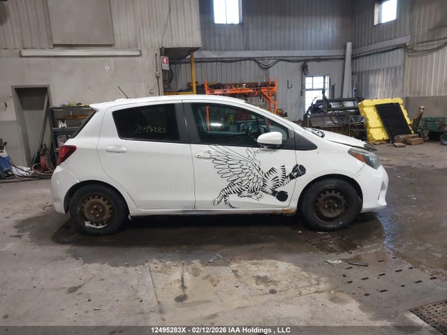 VNKKTUD34FA026431 Toyota Yaris Se