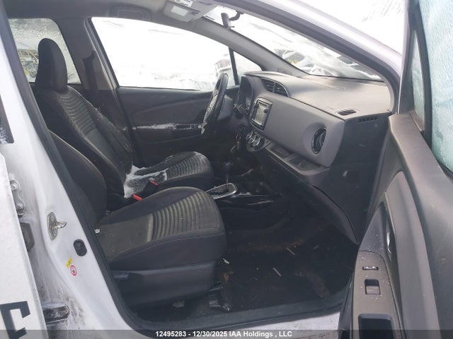 VNKKTUD34FA026431 Toyota Yaris Se