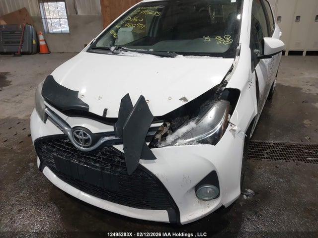 VNKKTUD34FA026431 Toyota Yaris Se