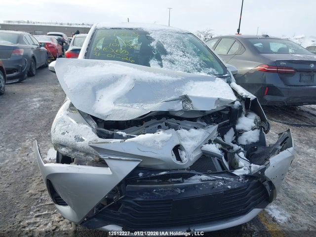 VNKKTUD38KA101335 Toyota Yaris L/le/se