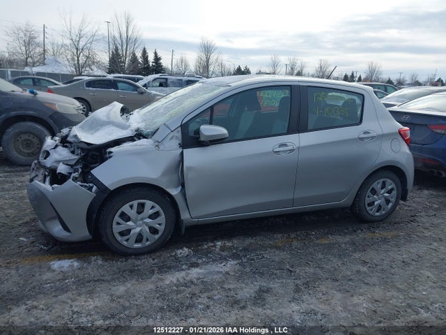 VNKKTUD38KA101335 Toyota Yaris L/le/se