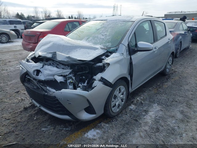 VNKKTUD38KA101335 Toyota Yaris L/le/se