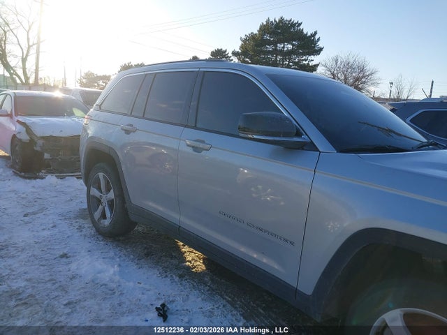 1C4RJHBG0N8611927 Jeep Grand Cherokee Limited
