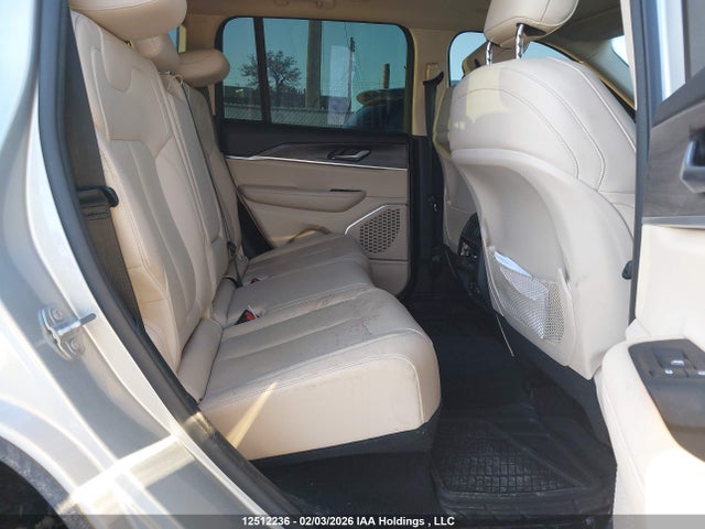1C4RJHBG0N8611927 Jeep Grand Cherokee Limited