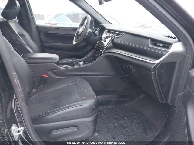 1C4RJHAGXRC211278 Jeep Grand Cherokee Laredo/altitude