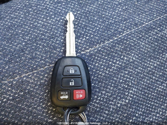 2T1BURHEXFC282910 Toyota COROLLA LE