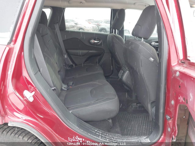 1C4PJMCS1GW260706 Jeep Cherokee Latitude