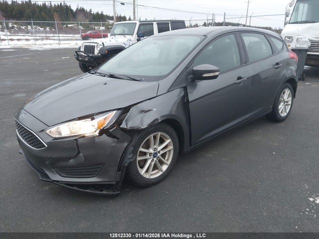 1FADP3K21JL305333 Ford FOCUS SE