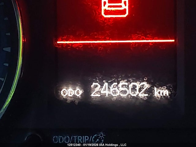 2T1BURHE3JC064171 Toyota COROLLA LE