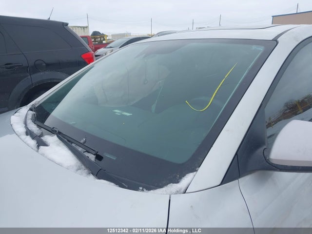 KMHD84LF2KU877999 Hyundai Elantra Preferred
