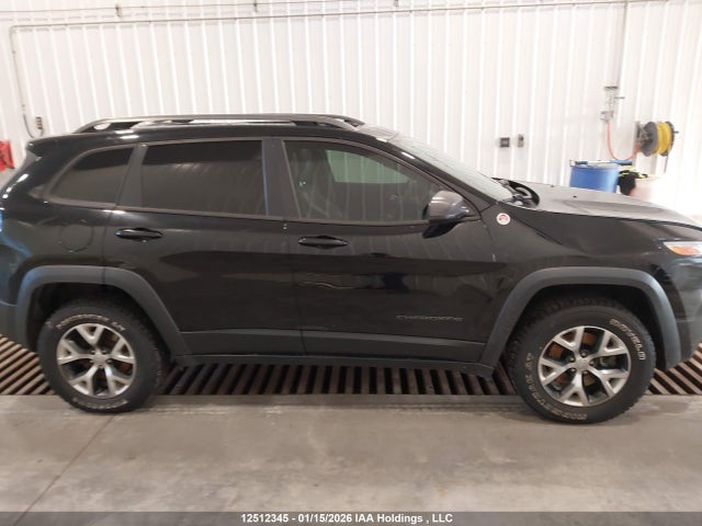 1C4PJMBS3HW609822 Jeep Cherokee Trailhawk