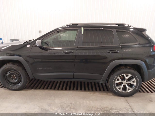 1C4PJMBS3HW609822 Jeep Cherokee Trailhawk