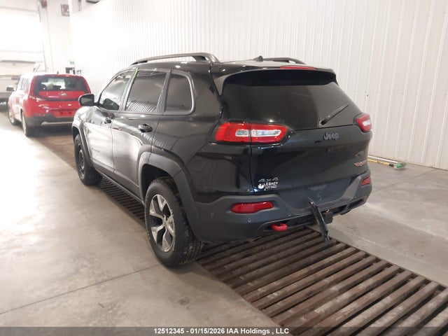 1C4PJMBS3HW609822 Jeep Cherokee Trailhawk