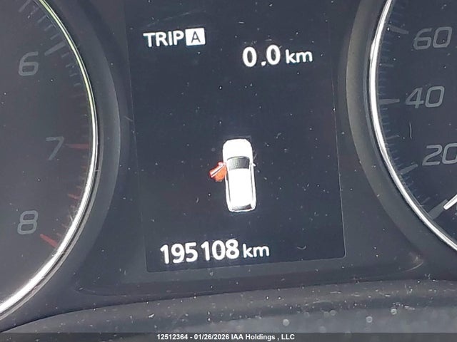 JA4JZ3AX9HZ607541 Mitsubishi Outlander Se