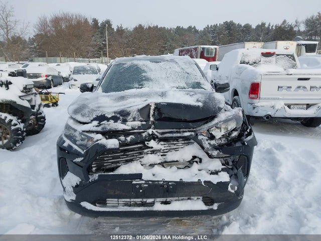 12512372 :رقم المزاد ، 2T3B1RFV3NC304148 vin ، 2022 Toyota Rav4 Le مزاد بيع