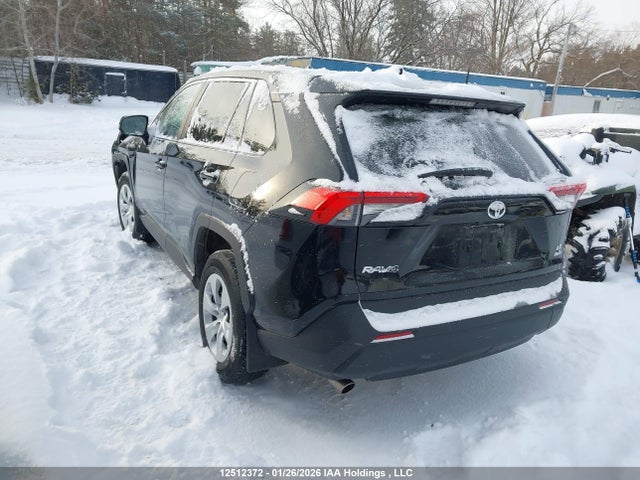 12512372 :رقم المزاد ، 2T3B1RFV3NC304148 vin ، 2022 Toyota Rav4 Le مزاد بيع