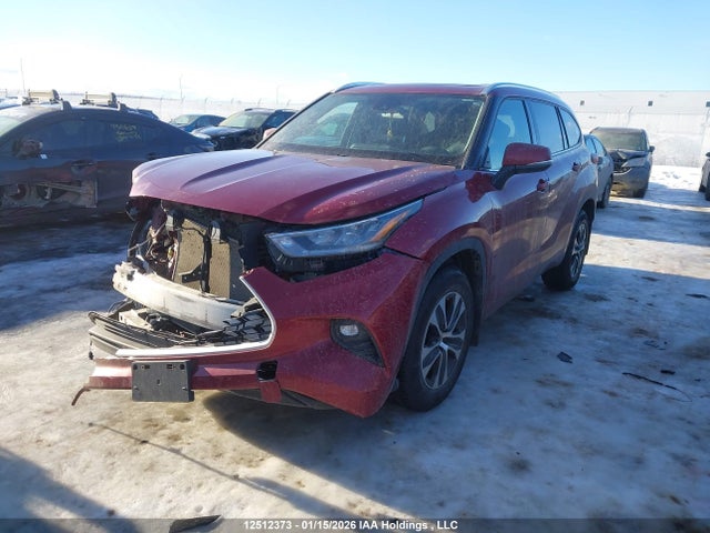 5TDGZRBHXMS158408 Toyota Highlander Xle