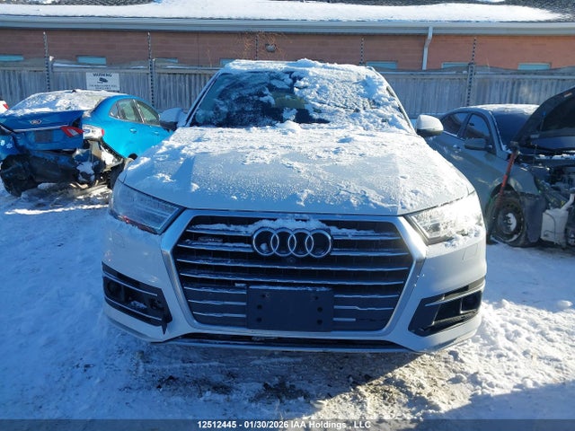 WA1LHAF70HD047429 Audi Q7 2.0t Progressiv